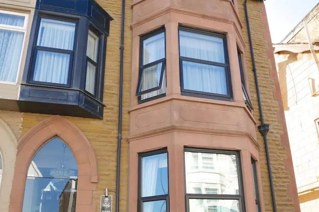 Guest house The Redstone Guesthouse Blackpool