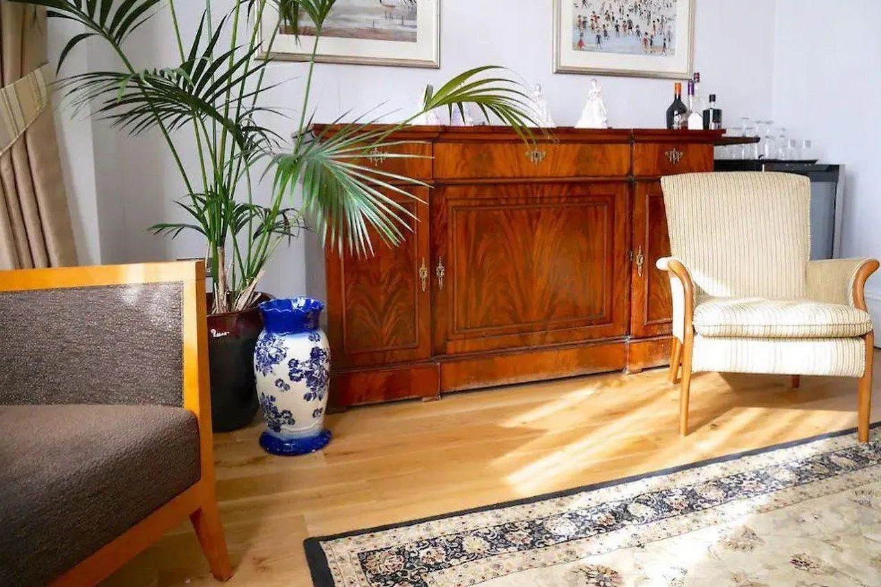 The Redstone Guesthouse Blackpool Guest house