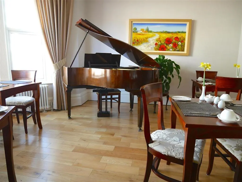 ***** Guest house The Redstone Guesthouse Blackpool United Kingdom