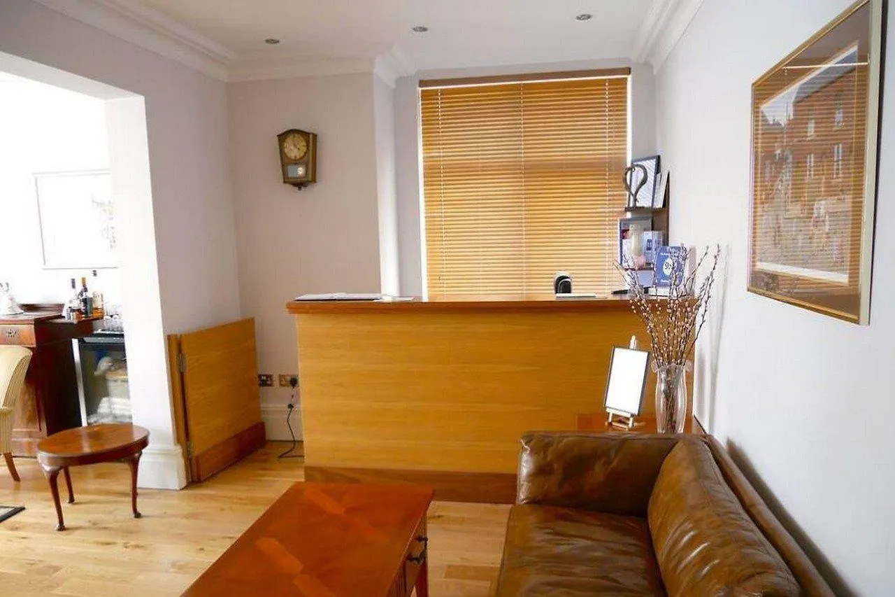 The Redstone Guesthouse Blackpool Guest house